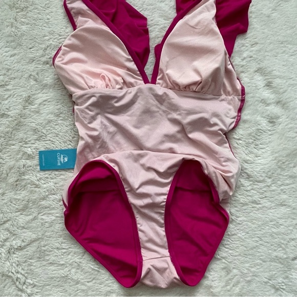 NWT CUPSHE Women’s Deep V-Neck Ruffled Lace Up One Piece Swimsuit Hot Pink Small - Picture 9 of 13